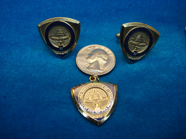Vintage Inauguration Cufflinks & Pendant Set - Gold-Tone, Excellent Condition