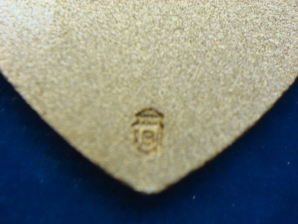 Vintage Inauguration Cufflinks & Pendant Set - Gold-Tone, Excellent Condition