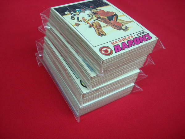 Vintage Topps Hockey Card Lot (140+ Cards) - Condition Varies, See Photos!