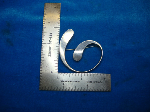 Artisan Crafted Sterling Silver Swirl Pin - Vintage Elegance