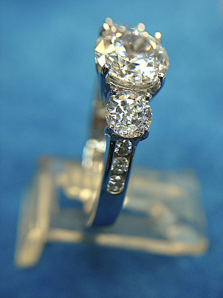 Sparkling Cubic Zirconia Sterling Silver Ring (Size 8) - Pre-Owned