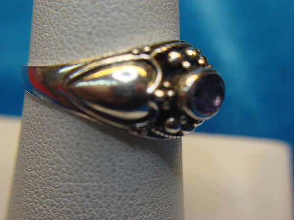 Vintage-Style Sterling Silver Ring with Purple Stone (Size 8)