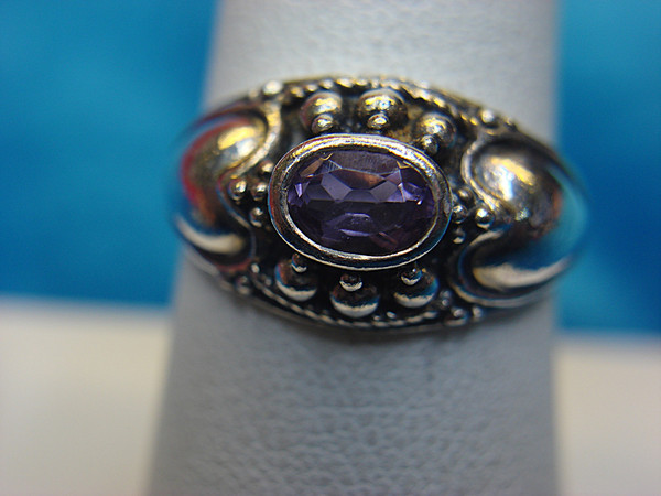 Vintage-Style Sterling Silver Ring with Purple Stone (Size 8)