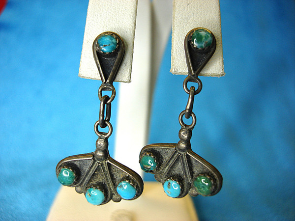 Vintage Zuni Silver & Turquoise Dangle Earrings - 1 3/8