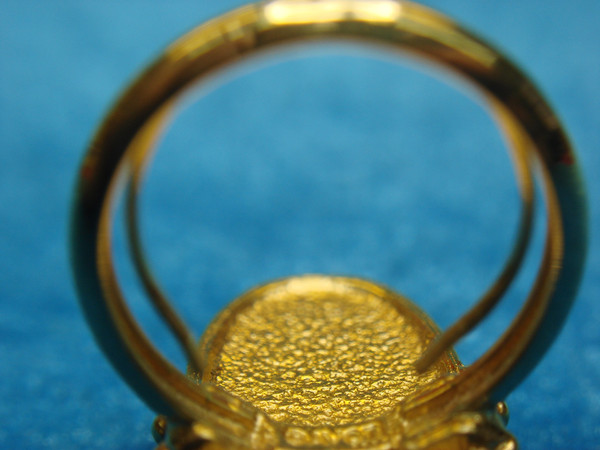 Vintage Avon Shimmering Sands Ring - Retired 70s Design, Adjustable Size 6-7.5