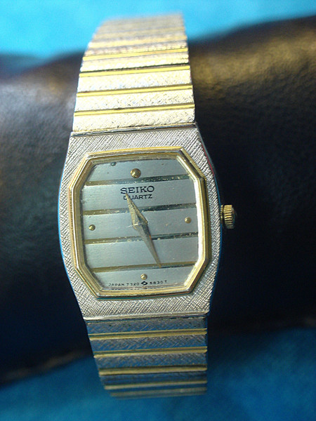 SEIKO 7320-5830 Ladies Quartz Watch - Pre-Owned, New Battery, Stylish Everyday Wear