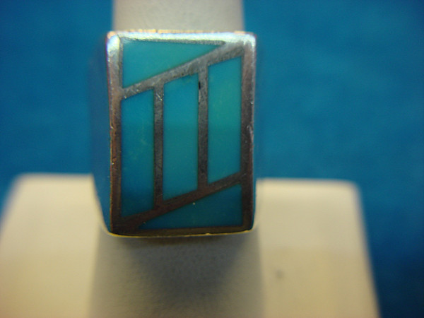 Authentic Vintage Zuni Sterling Silver Ring (Size 9) - Heavy & Unique