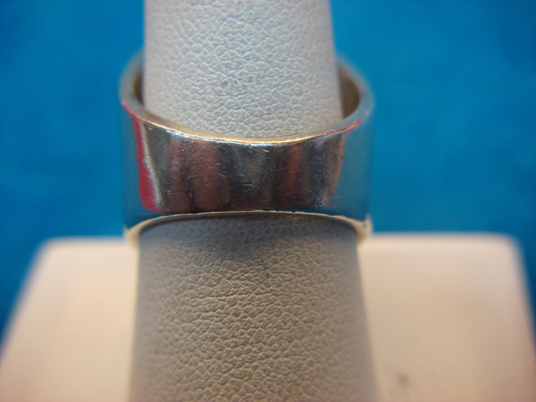 Authentic Vintage Zuni Sterling Silver Ring (Size 9) - Heavy & Unique