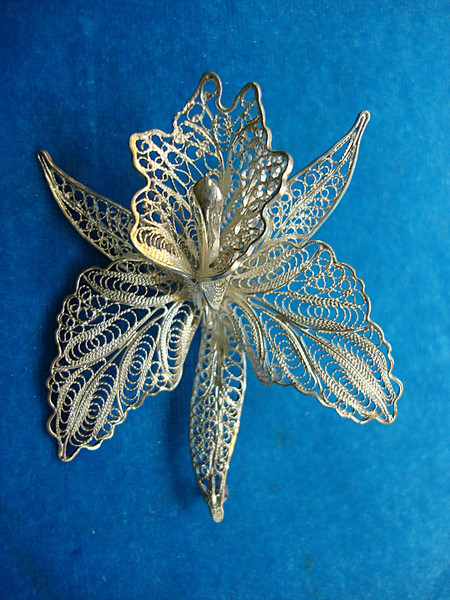 Vintage .800 Silver Filigree Orchid Pin Brooch - Authentic & Excellent Condition