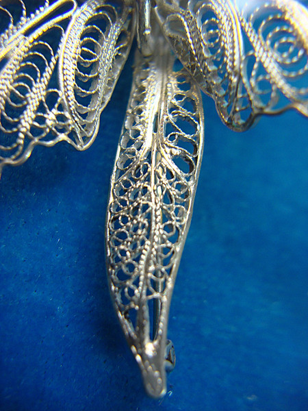 Vintage .800 Silver Filigree Orchid Pin Brooch - Authentic & Excellent Condition