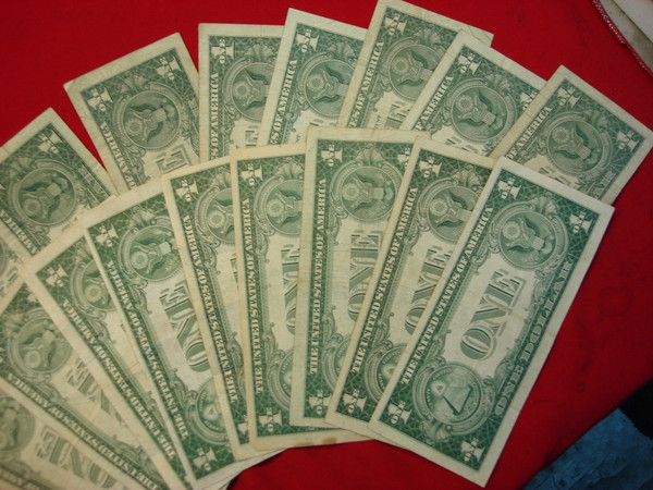 $1 Silver Certificates (25-PC Lot) - 1935 & 1957 - Vintage Blue Seal Collection