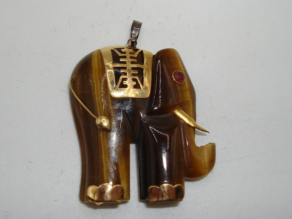 Vintage 14K Gold & Ruby Elephant Tiger's Eye Pendant - Statement Jewelry