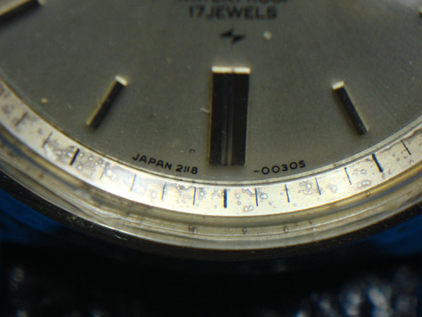 Vintage Seiko Women's Wristwatch - 17 Jewels, Stainless Steel Case & Black Alligator Band