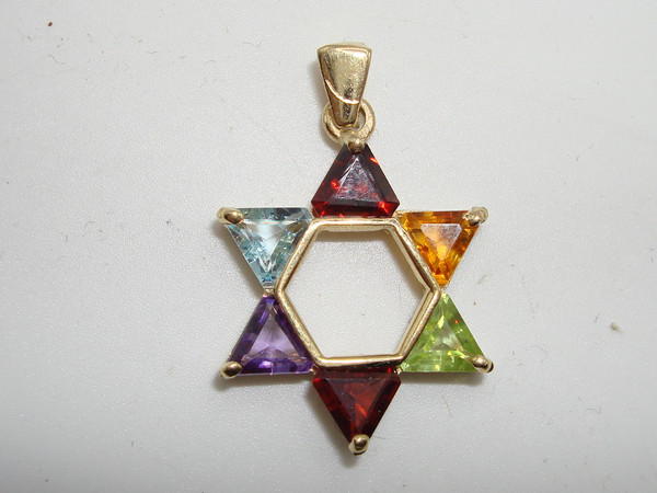 14K Gold Star of David Pendant with 1.5 Carat Topaz - Stunning Jewish Jewelry Gift