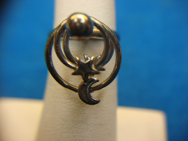 Movable Moon & Star Silver Tone Ring - Size 5 (Adjustable)