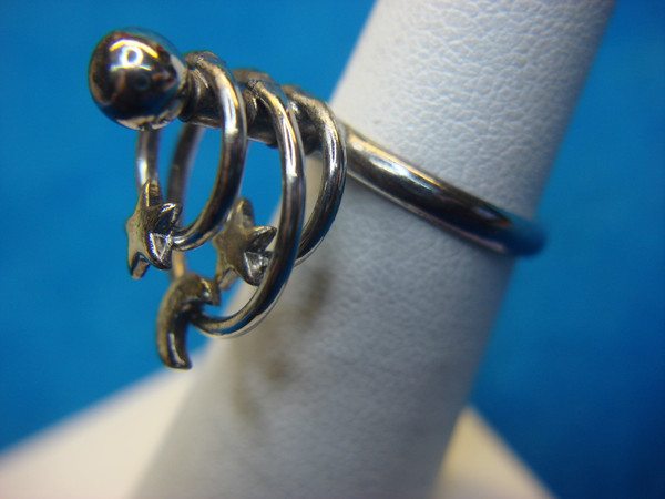 Movable Moon & Star Silver Tone Ring - Size 5 (Adjustable)