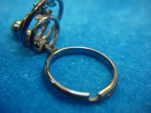 Movable Moon & Star Silver Tone Ring - Size 5 (Adjustable)