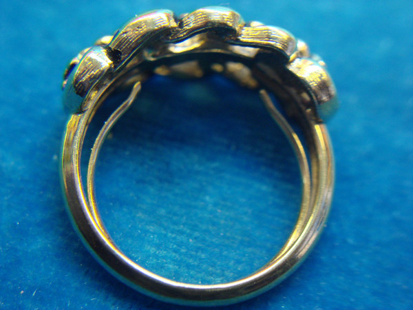 Vintage Avon Gold Tone Filigree Ring (Sizes 5-7)