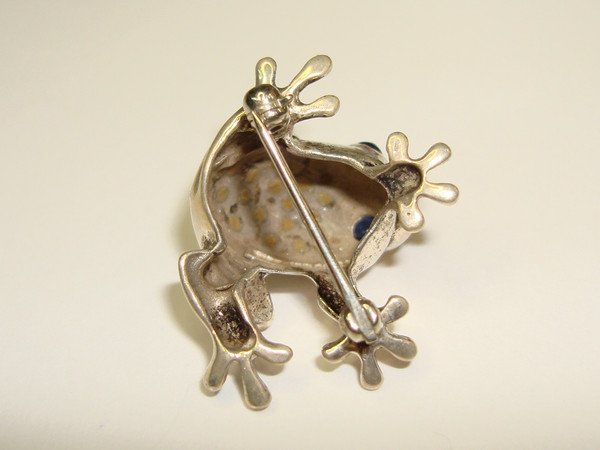Vintage Tiffany & Co. Sterling Silver Frog Pin with Sapphire Eyes - 18K Gold Accents