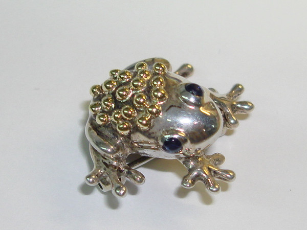 Vintage Tiffany & Co. Sterling Silver Frog Pin with Sapphire Eyes - 18K Gold Accents