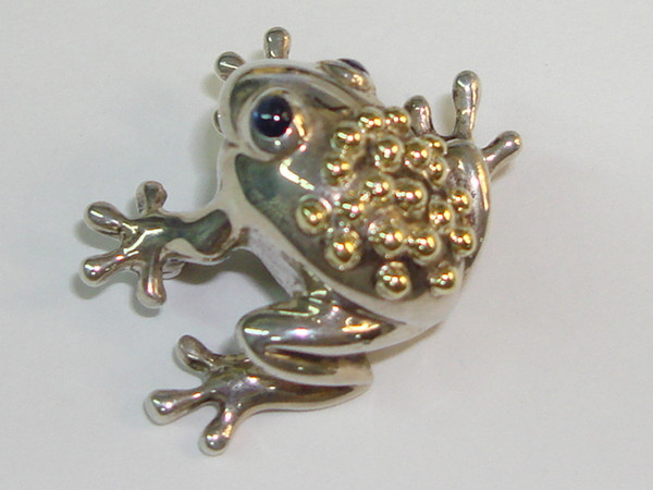 Vintage Tiffany & Co. Sterling Silver Frog Pin with Sapphire Eyes - 18K Gold Accents