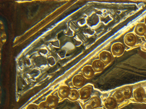 Avon Gold Tone Ring w/ Genuine Accent Diamond - Size 7 3/4, Pre-Owned