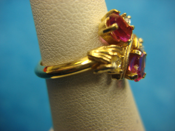 Pre-Owned Avon Gold Tone Ring with Red Marquise Stones & Brilliants - Size 4-5