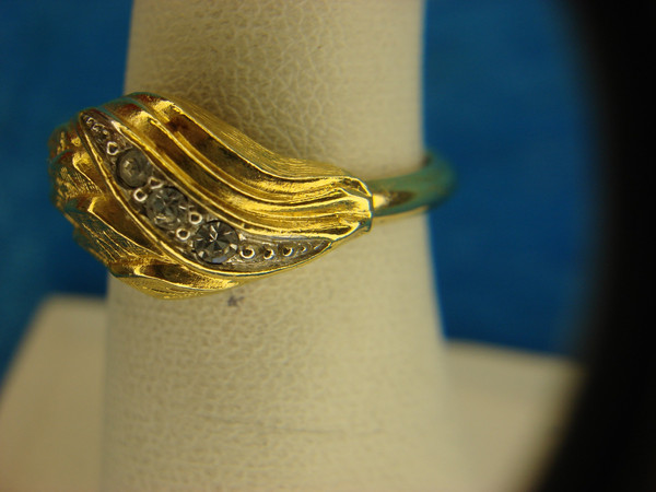 Avon Gold-Tone Fashion Ring with Sparkling Brilliants - Adjustable Size 5-7