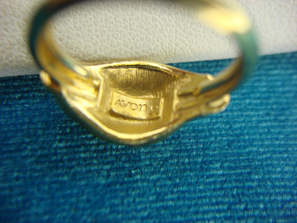 Avon Gold-Tone Fashion Ring with Sparkling Brilliants - Adjustable Size 5-7