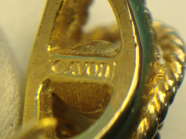 Avon Gold Tone Ring with Faux Pearl & Fancy Setting (Sizes 4-6) - Elegant & Adjustable