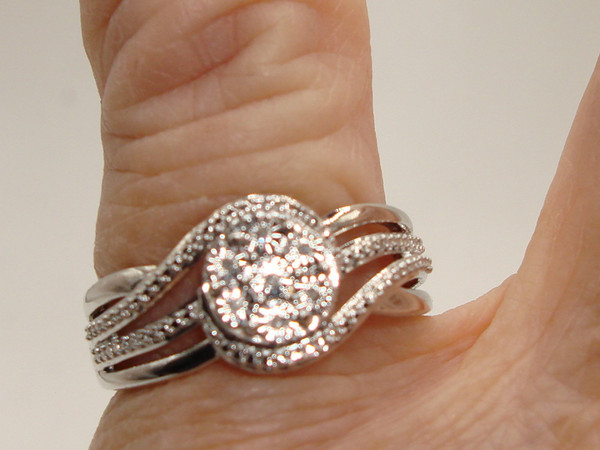 Vintage JWBR Sterling Silver & Diamond Renaissance Ring (Size 6.5)