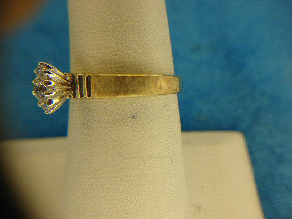 Sterling Silver & Gold Vermeil Ring with 3 Brilliant Diamonds - Size 7