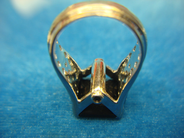 Vintage Sterling Silver Cocktail Ring with Faux Onyx & Filigree Setting (Size 6)