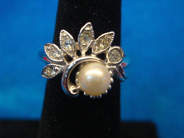 Vintage Avon Silver Tone Ring with Faux Pearl & Brilliants (Adjustable Size 4 1/2-6 1/2)