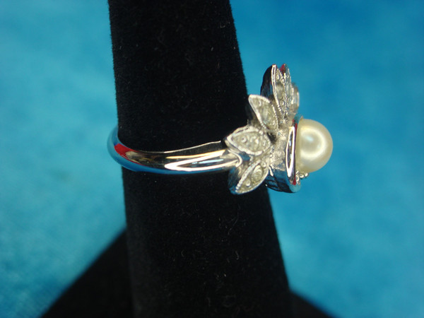 Vintage Avon Silver Tone Ring with Faux Pearl & Brilliants (Adjustable Size 4 1/2-6 1/2)
