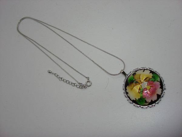 Vintage Japanese Cloisonne Ginbari Enamel Pansy Floral Necklace (Silver, 22