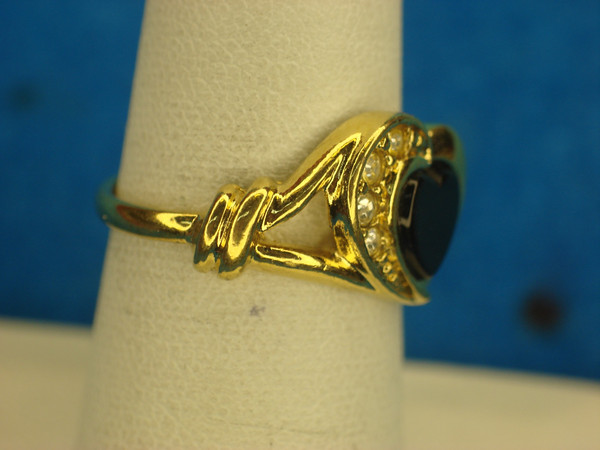 Vintage Avon Gold Tone Heart Ring w/ Faux Onyx & Brilliants - Size 7