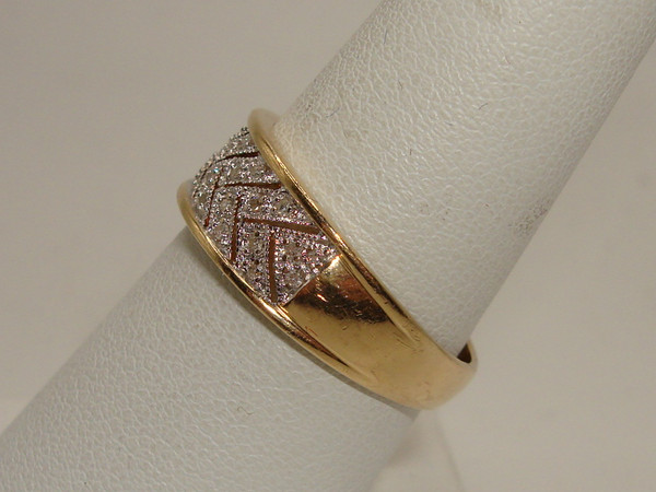 ✨ 14K Solid Gold Diamond Pave Ring (Size 8.5) - .36ctw  