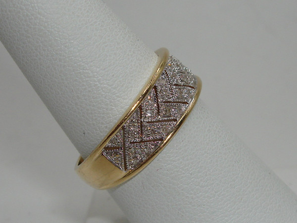 ✨ 14K Solid Gold Diamond Pave Ring (Size 8.5) - .36ctw  