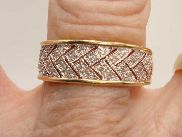 ✨ 14K Solid Gold Diamond Pave Ring (Size 8.5) - .36ctw  