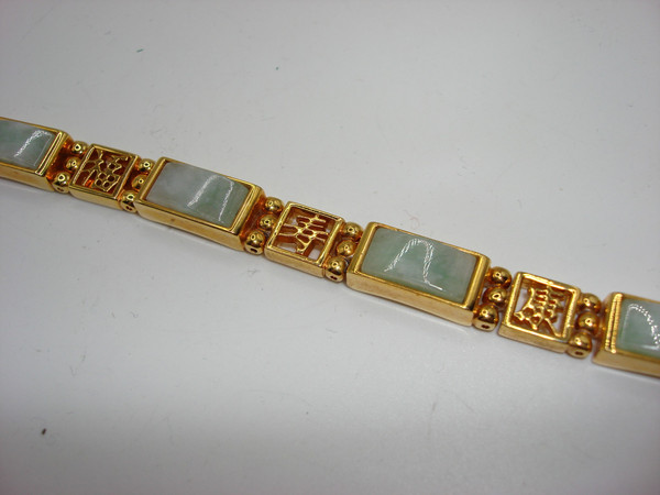 Elegant Gold-Tone Chinese Jadeite Bracelet - 7.5 Inches, Intricate Symbol Design