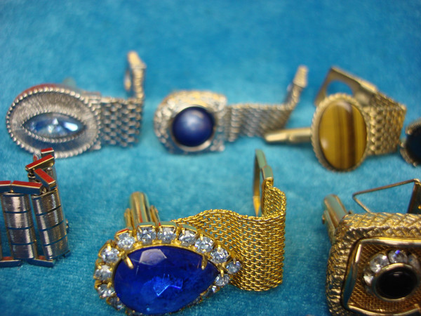 Vintage Wrap Cufflinks (20 Singles) - Estate Find Jewelry Lot #502