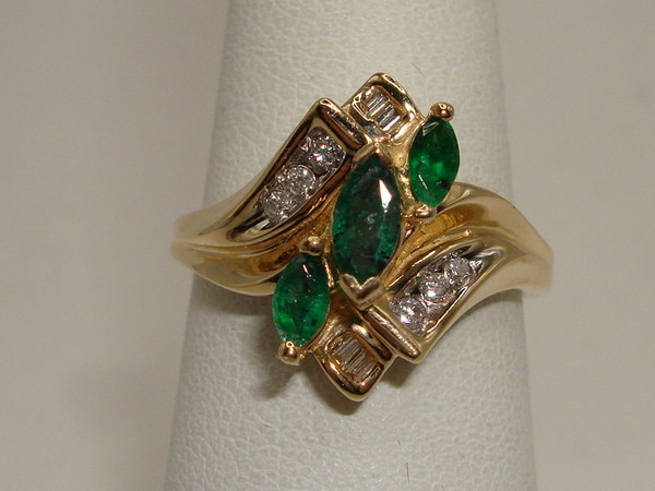 14K Solid Gold Garnet & Diamond Bypass Ring (Size 7) - Vintage Sparkle