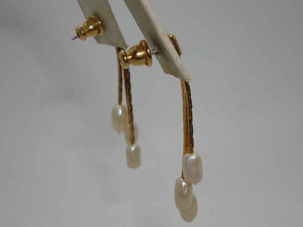 Gold Tone Freshwater Pearl Dangle Earrings | Vintage Chic Everyday Style