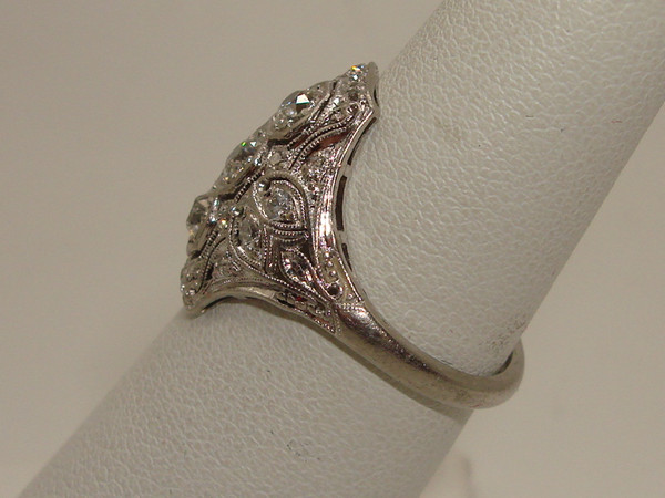 Antique Art Deco Platinum Ring with 3/4 Carat Brilliant Diamonds - Size 6