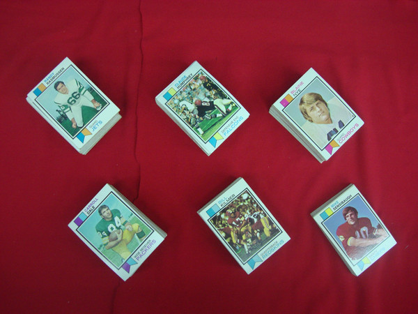 Vintage 1973 Topps Football Card Lot (406/528) - Excellent to Mint Condition