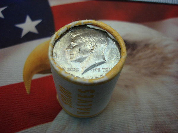 1976 Bicentennial Kennedy Half Dollar Roll - Original Philadelphia Mint (20 Uncirculated Coins)