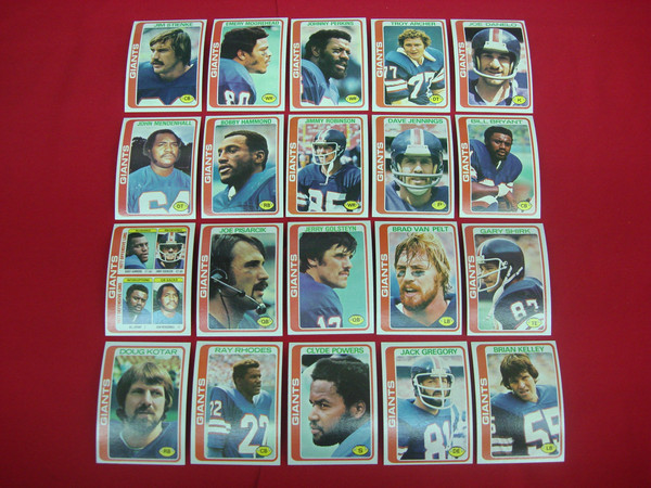 Vintage 1978 Topps New York Giants Football Card Lot (20 Cards, EX-MT+ Condition)
