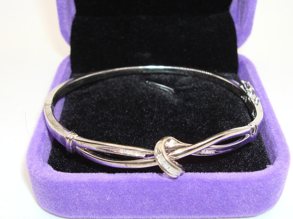 Sterling Silver & Diamond Hinged Bangle Bracelet (7