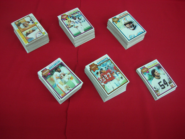 1979 Topps Football Card Lot - 441 Cards (Excellent-Mint Condition)